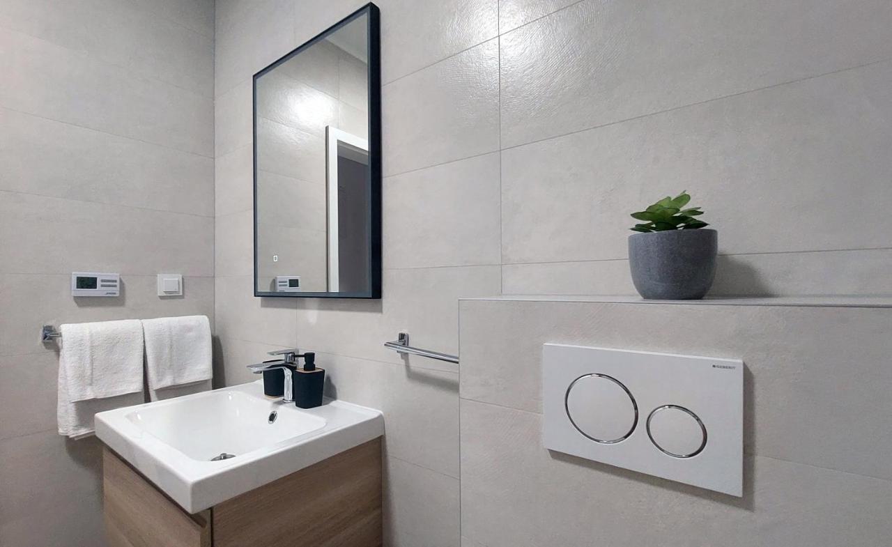 Maslenica Apartments *