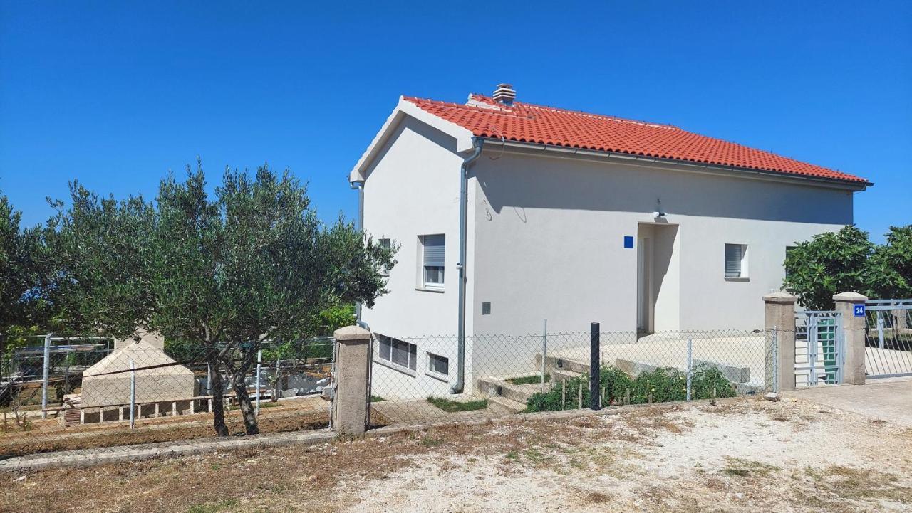 Appartement Maslenica Apartments *